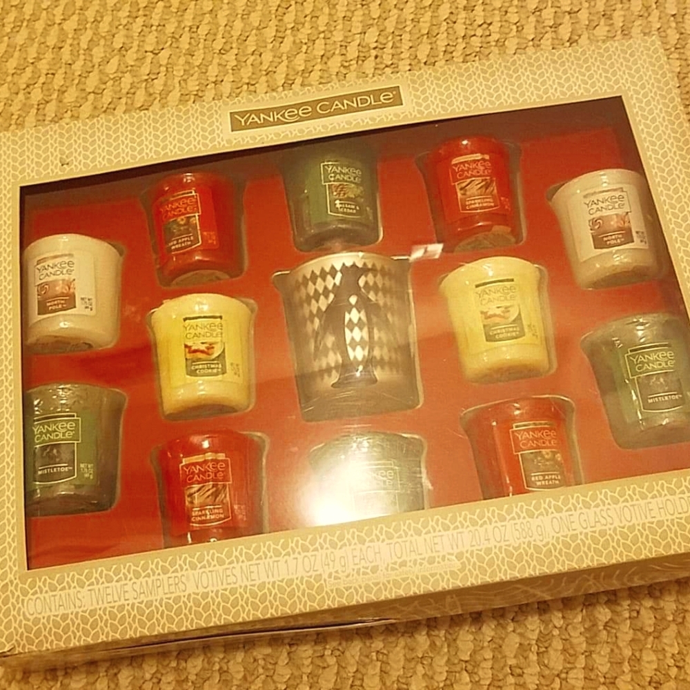 🚫SOLD🚫 Yankee Candle Winter Sampler Gift Box
